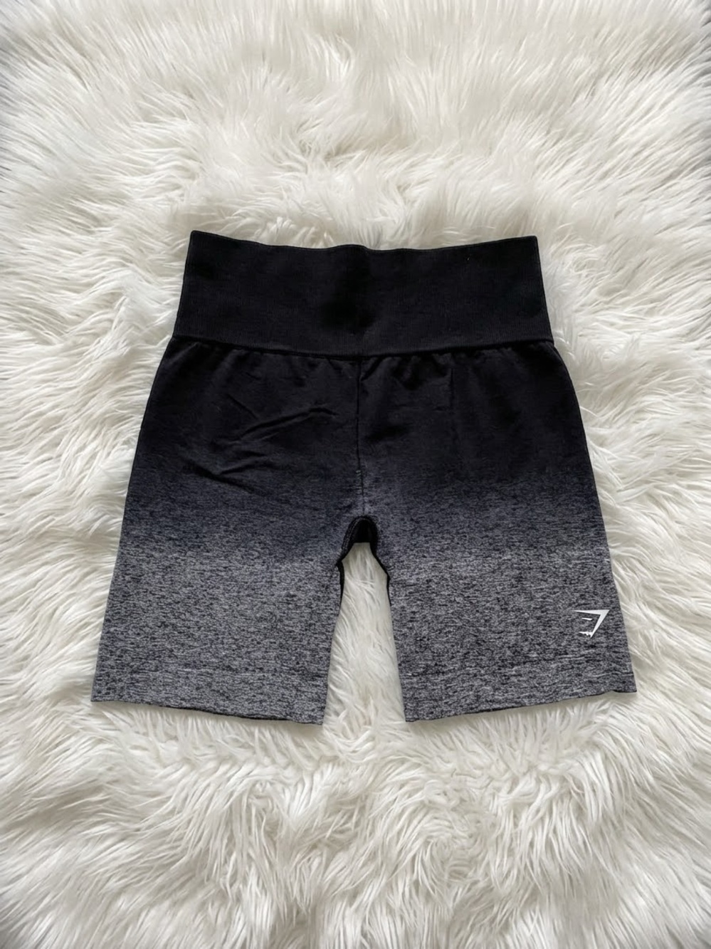 Gymshark Women's Ombre High-Waist Bike Shorts in Black and Gray